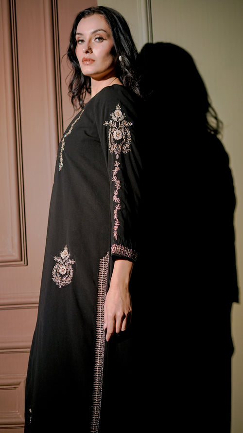 Black Rose-Gold Embroidered Long Kurta