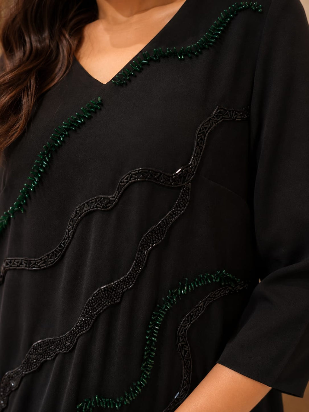 Noire Curve Embroidered Dress